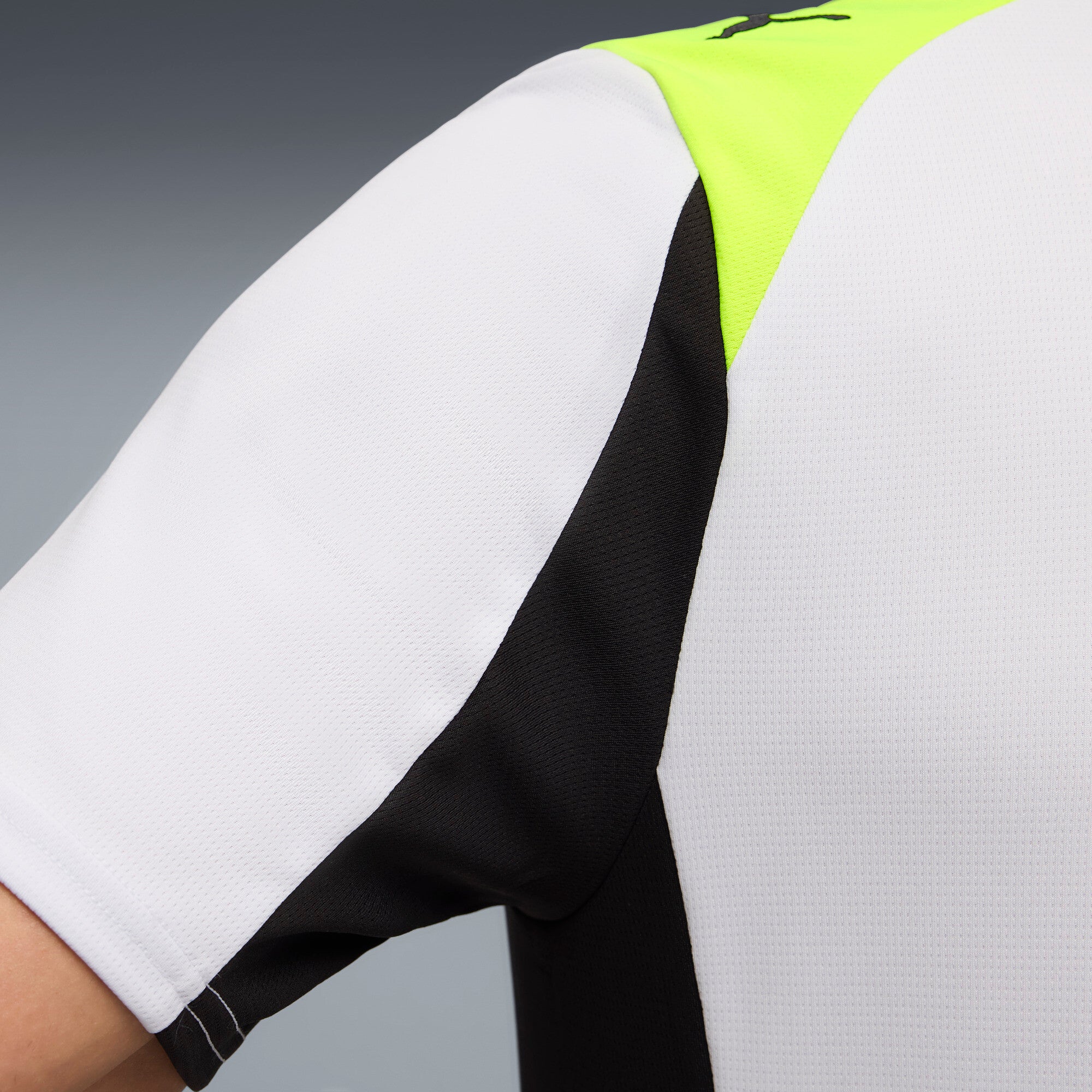 Puma BVB Dortmund 2025/26 Away Jersey