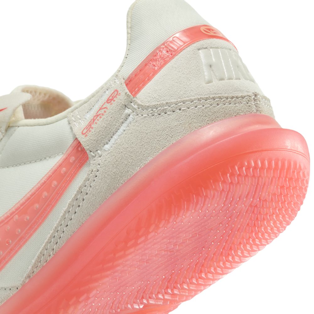Nike Jr. Streetgato