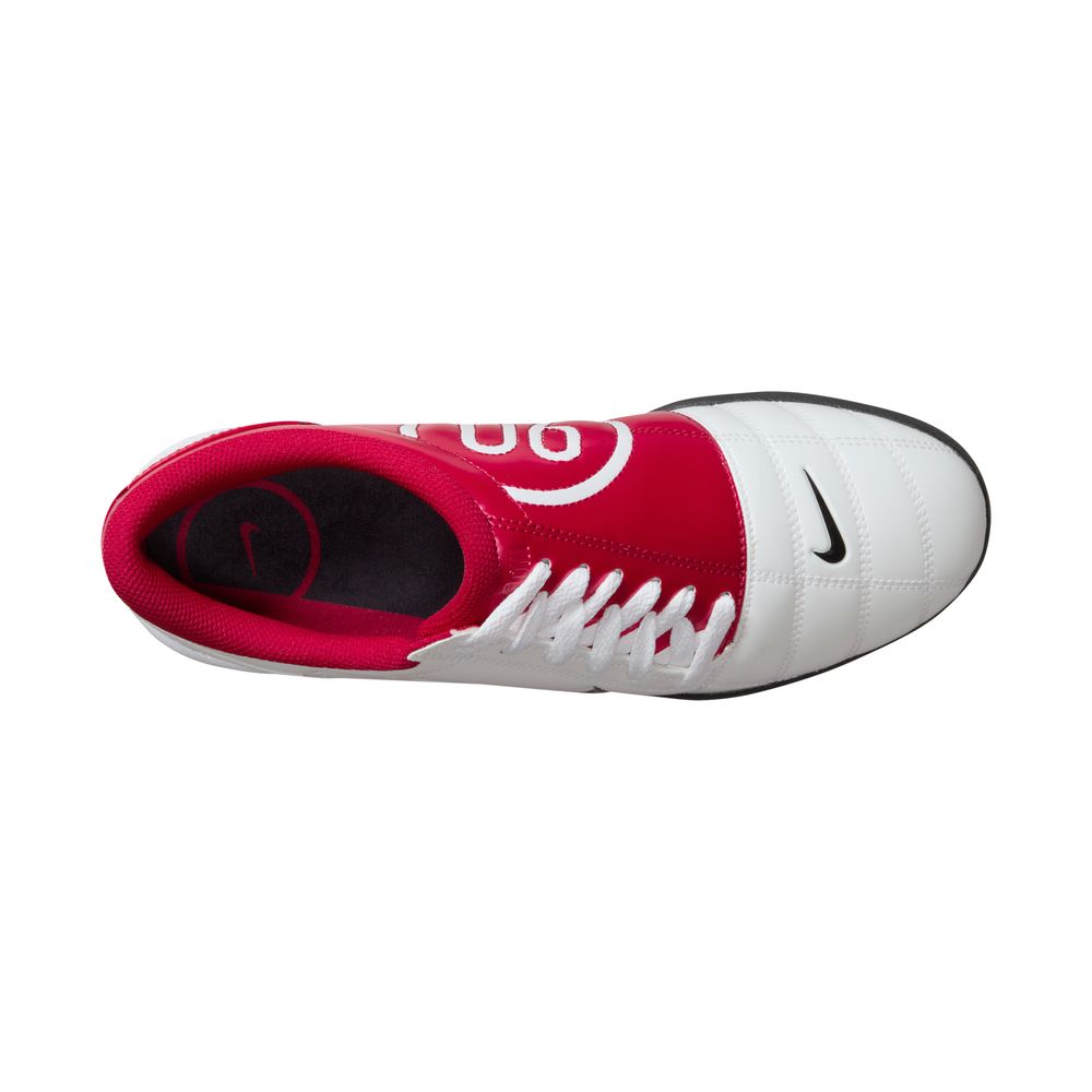 Nike Total 90