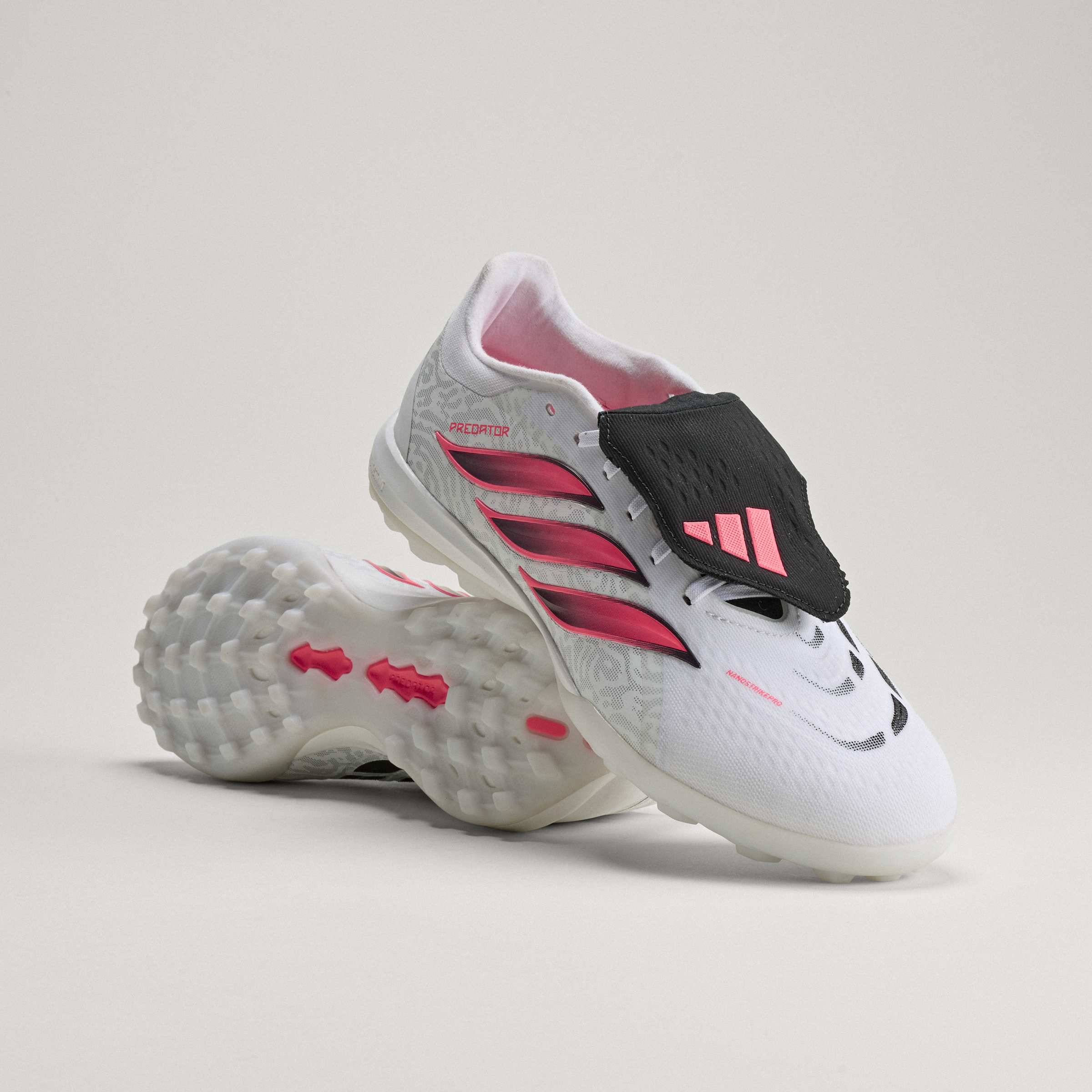 シューズ  Predator Pro TF 27.5 Adidas Predator Pro Fold-Over Tongue TF