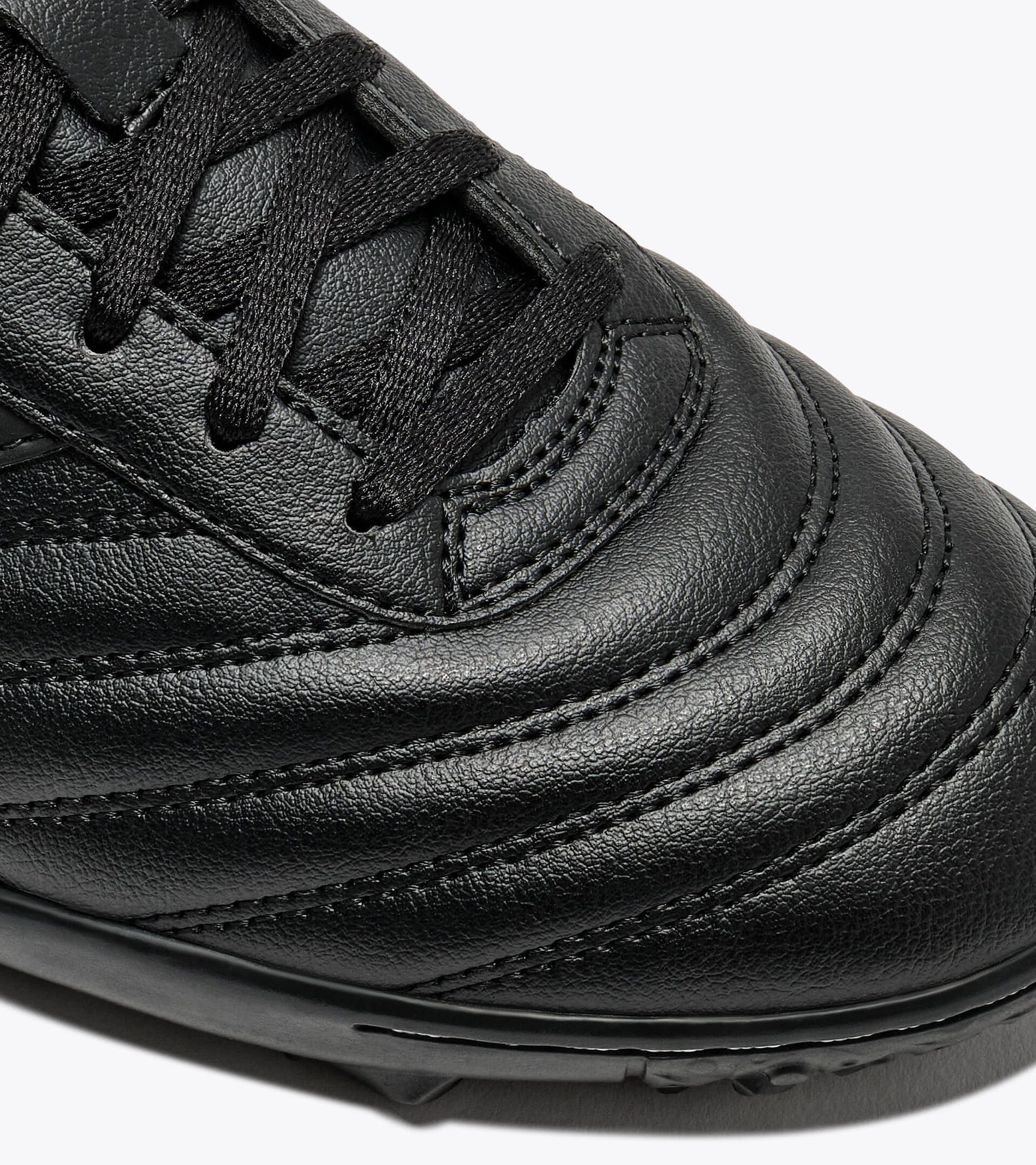 Diadora Brasil Icon TF