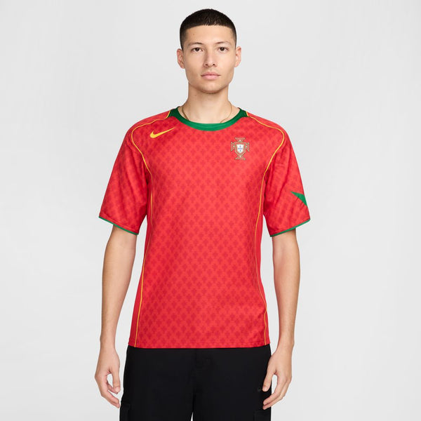 【NIKE】LUIS FIGO PORTUGAL 2004 REISSUE レプリカ Jersey Nike Portugal Men's 2004 Re-Issue Total 90 Luís Figo Jersey