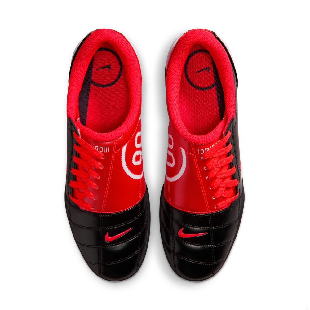 Nike Total 90