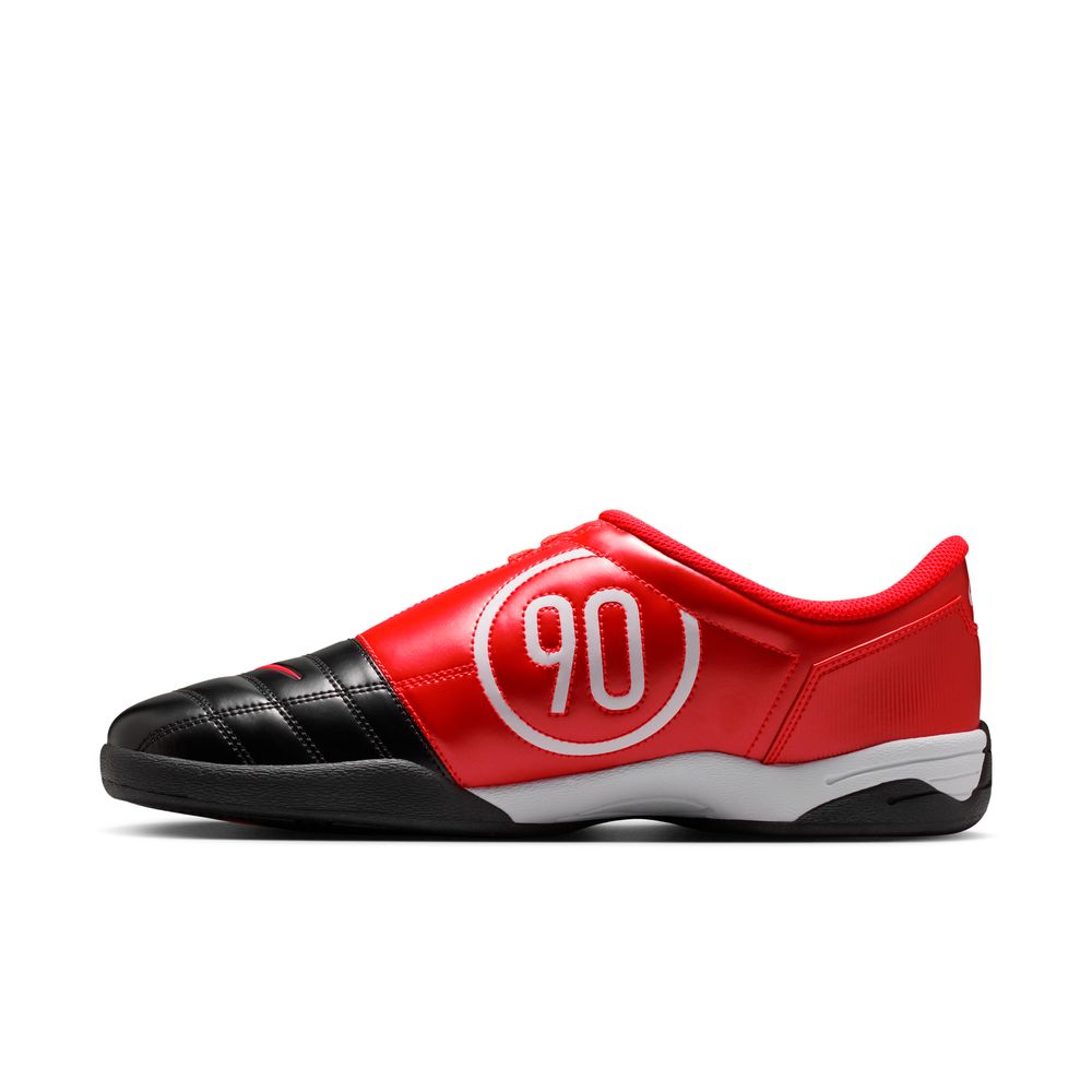 Nike Total 90