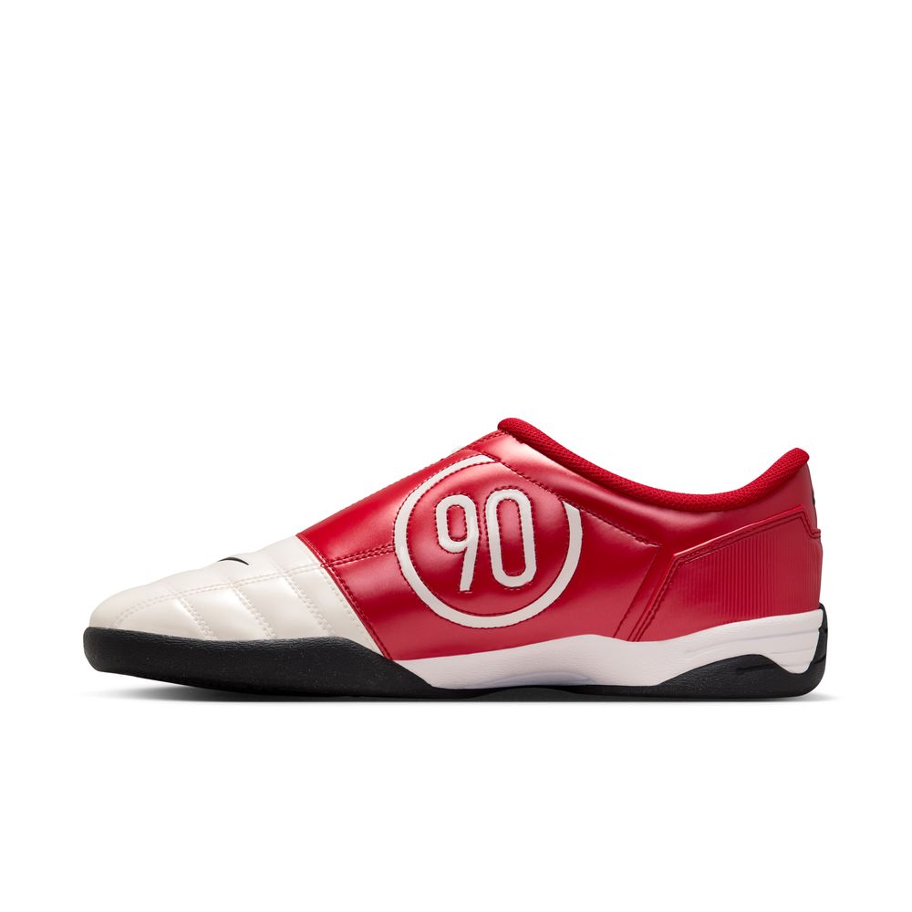 Nike Total 90