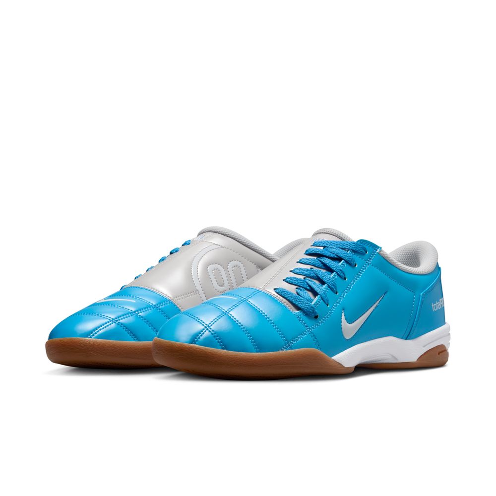 Nike Total 90