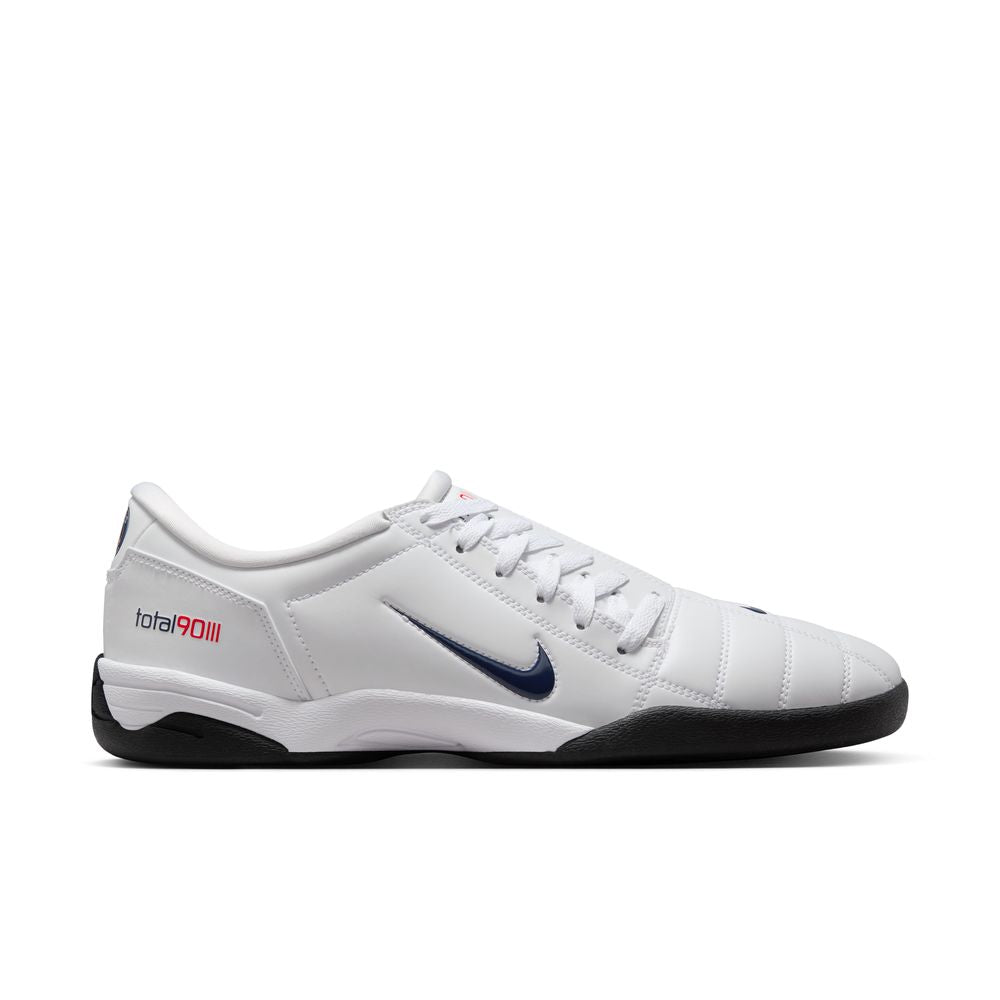 Nike Total 90