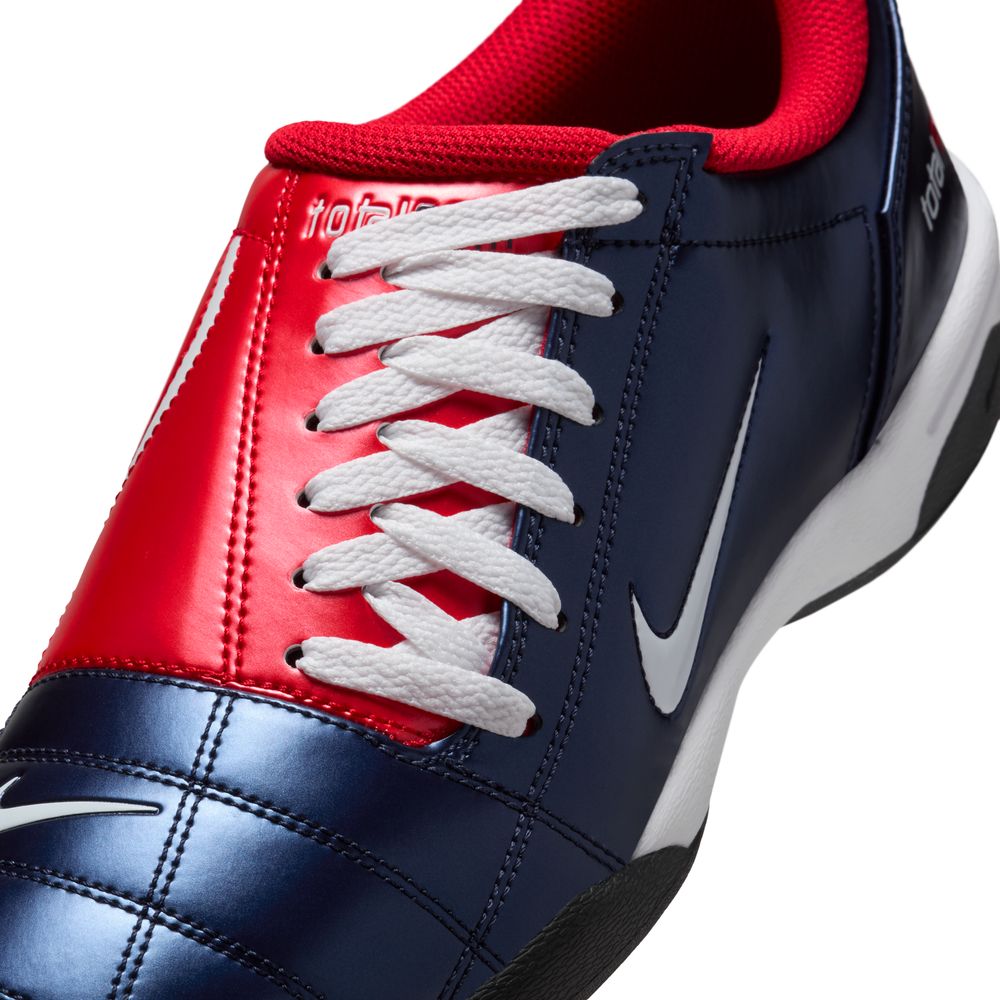 Nike Total 90