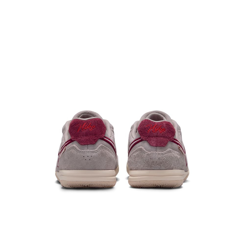 Nike Jr. Tiempo Streetgato