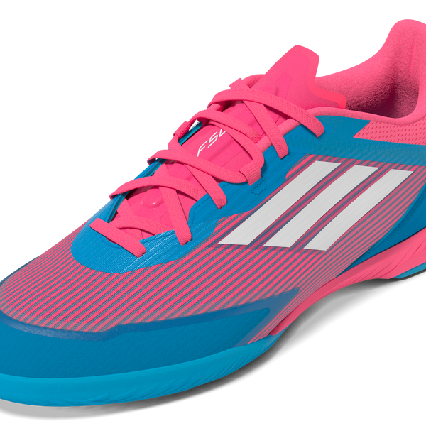 IH8052_9_FOOTWEAR_3D-