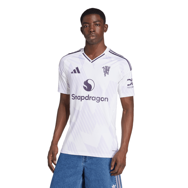 JI7423_3_APPAREL_OnModel_Stand