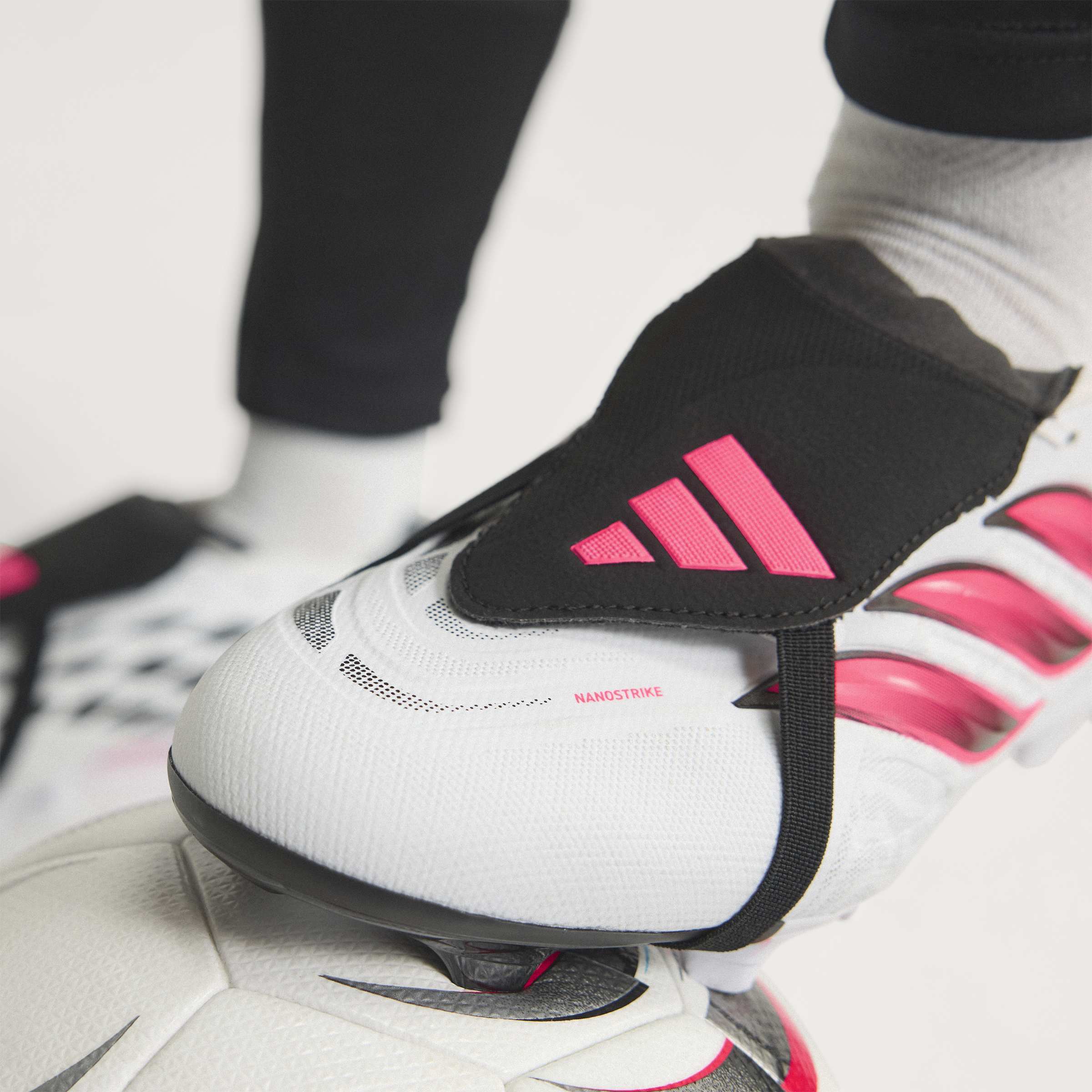 Adidas Predator League Fold-Over Tongue FG