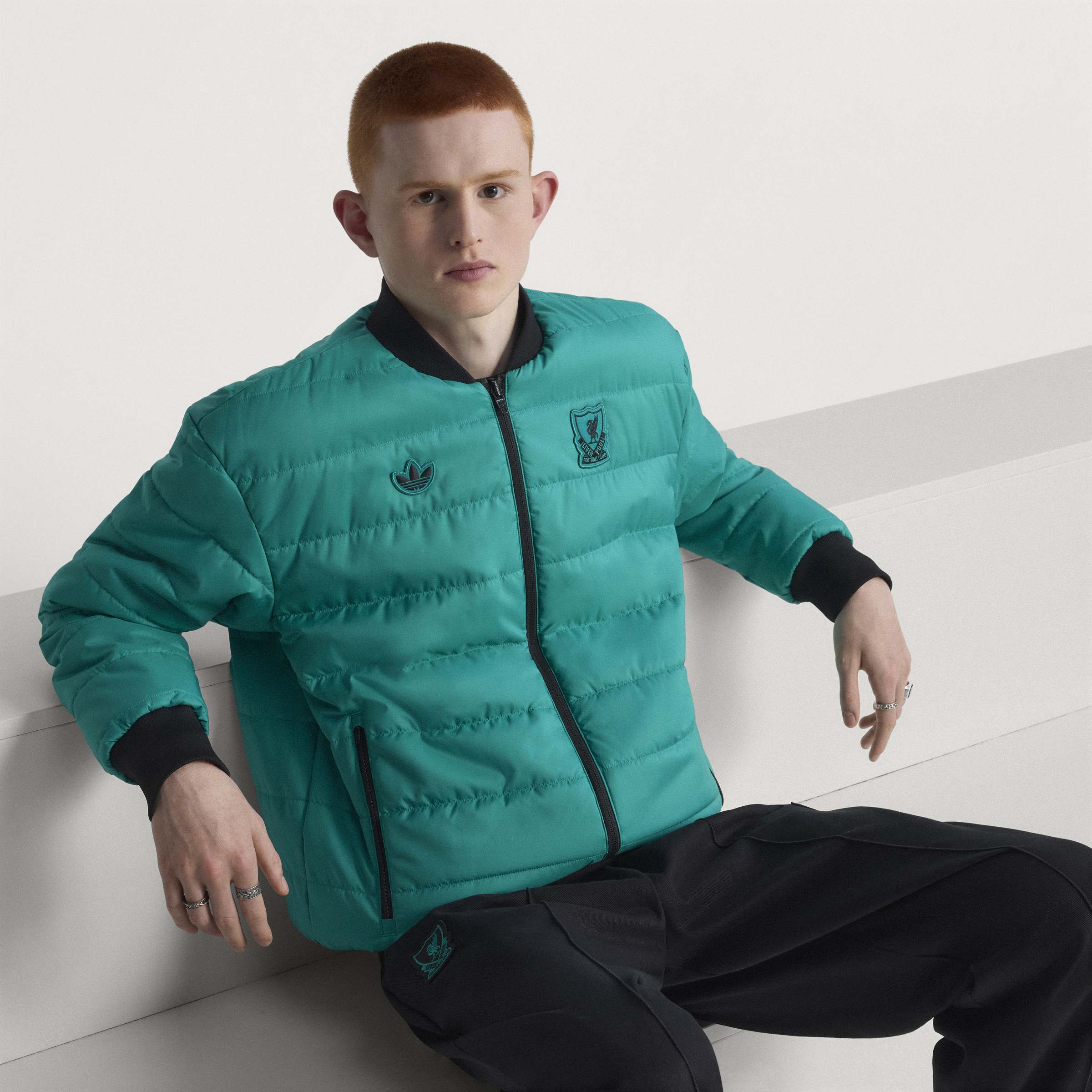 リヴァプール Liverpool Icon Foodie jacket Adidas Liverpool FC 2025/26 Icon Jacket
